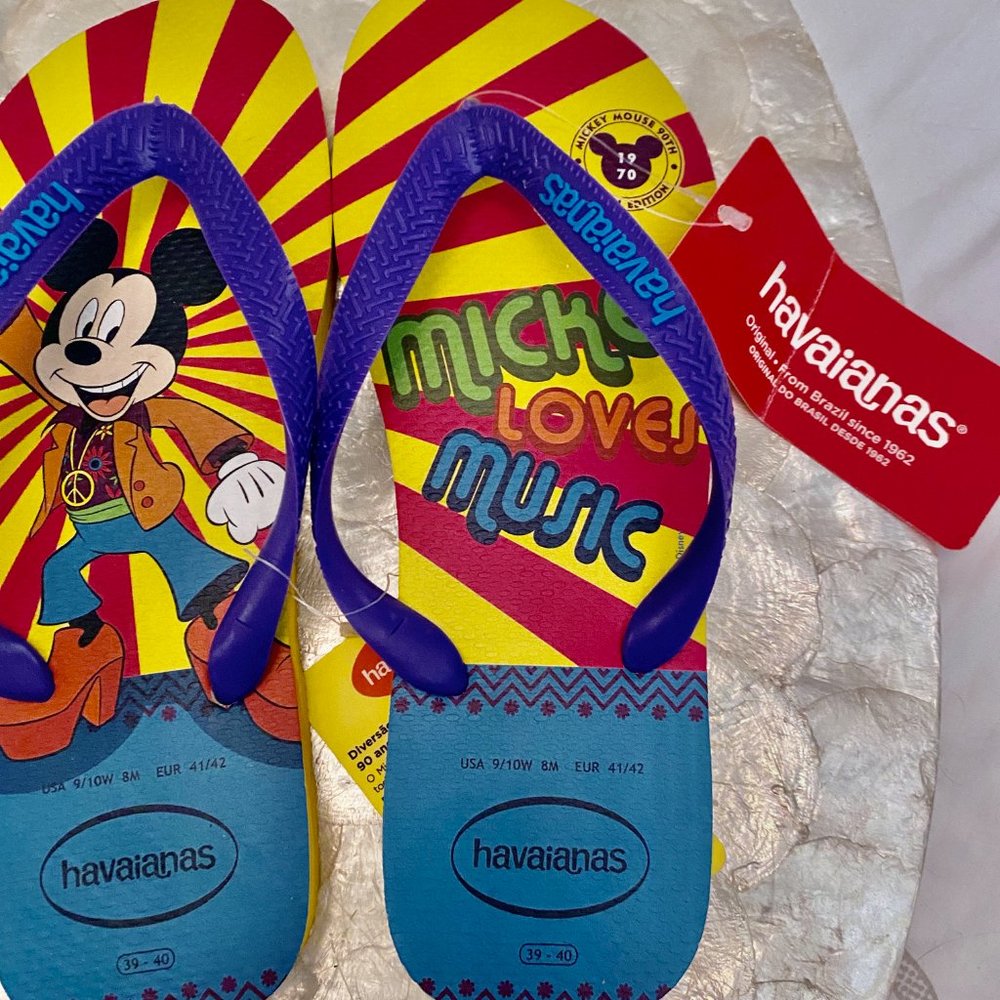 Havaianas Disney Mickey Mouse Special 90th Anniversary Edition Flip Flops NWT - Picture 3 of 6